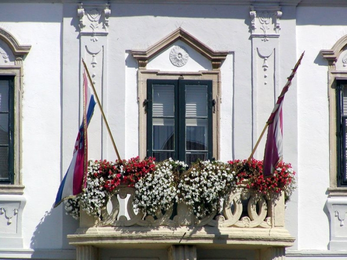 Pročelje gradske vijećnice Pročelje gradske vijećnice image godar 5