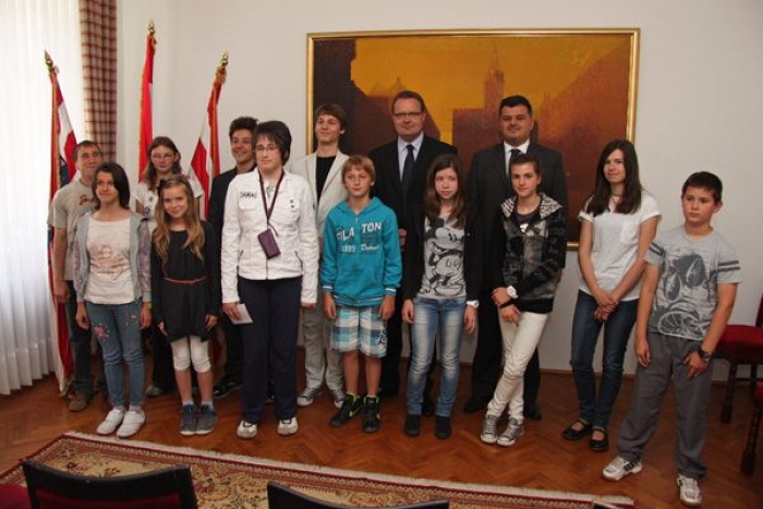nagrađeni učenici nagrađeni učenici image nagrade_grad