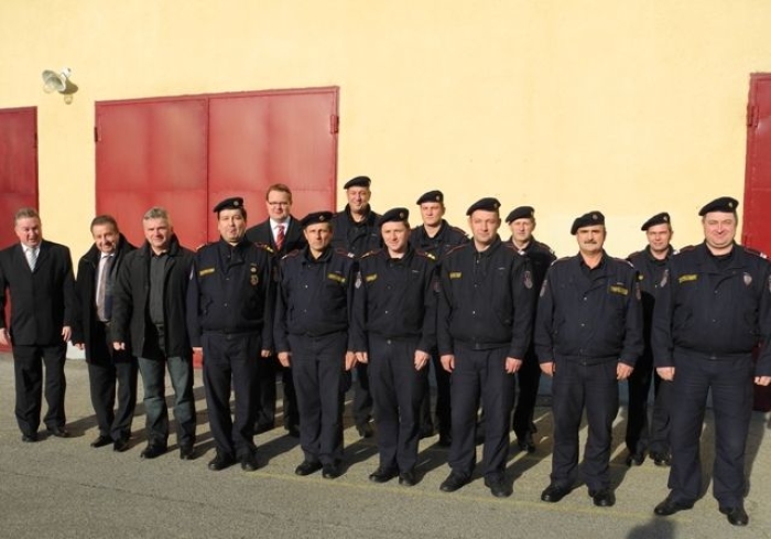 vatrogasci vatrogasci image zajedno s vatrogascima za novu godinu