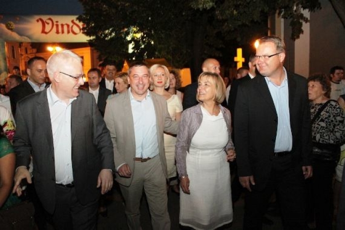 Josipović vesela