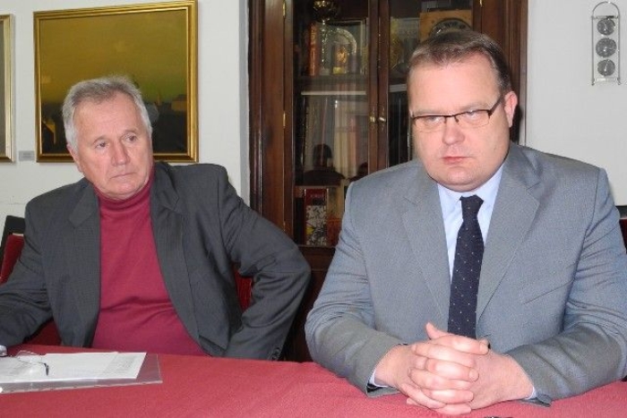 HABUŠ GODINIč† VRTOVI