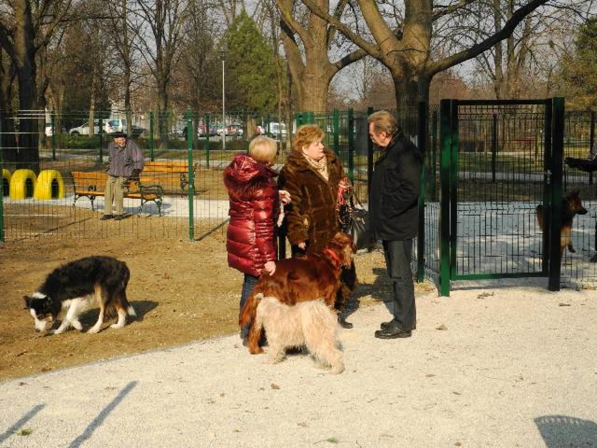 otvorenje parka za pse