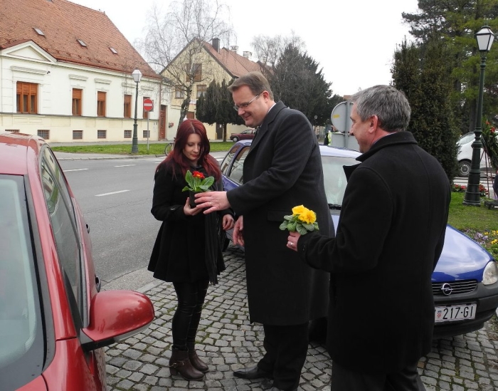 Gradonačelnik Goran Habuš čestita Međunarodni dan žena Gradonačelnik Goran Habuš čestita Međunarodni dan žena