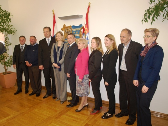 veleposlanica Slovenije